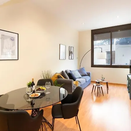 Apartament Modern Vista Eixample *